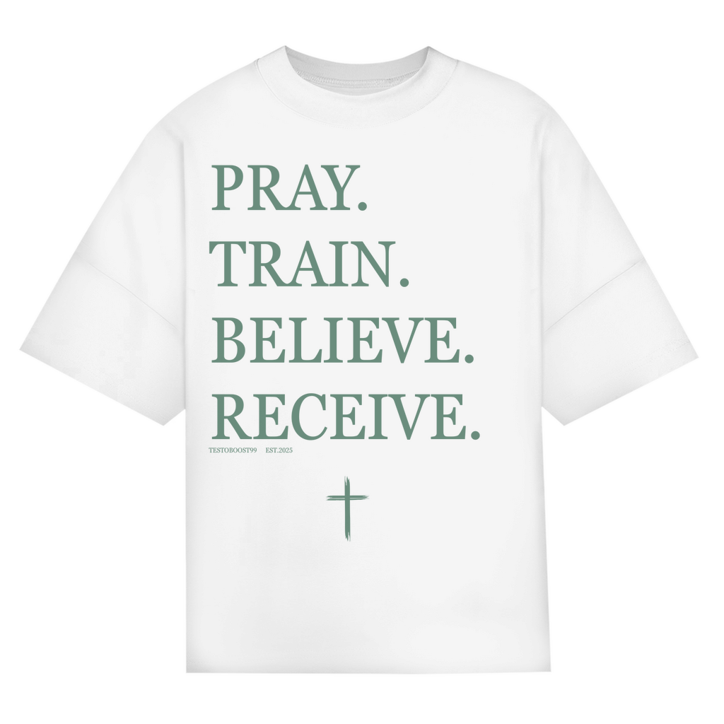 PRAY, TRAIN PUMPCOVER - Oversize T-Shirt Frontprint