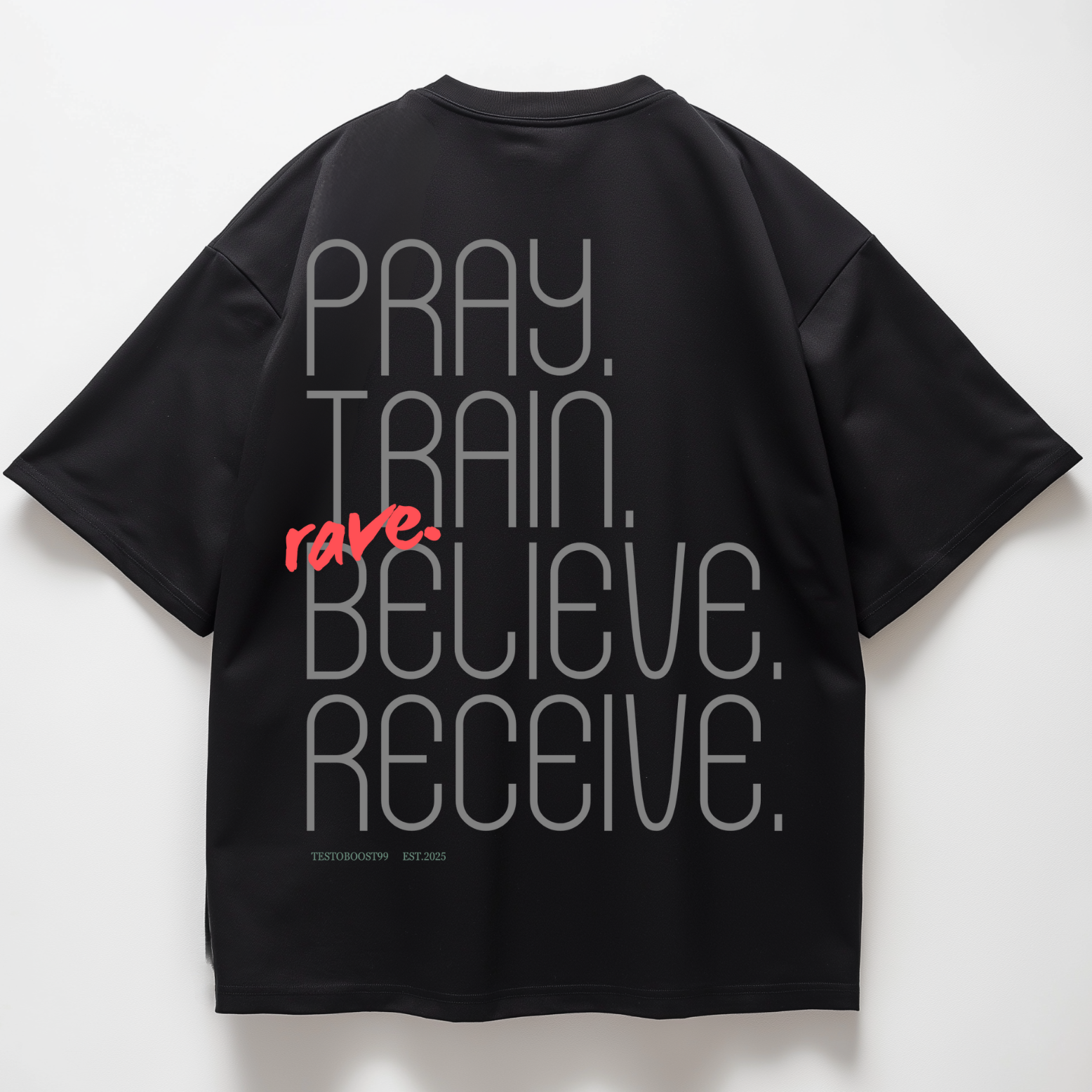 PRAY, TRAIN, RAVE PUMPCOVER - Oversize T-Shirt Backprint